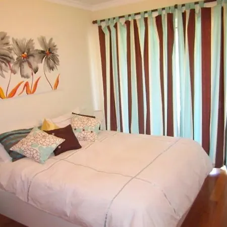 Green Park Iii Apartment *